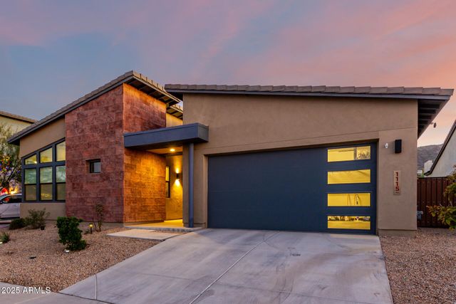 1115 E PASEO Way, Phoenix, AZ 85042