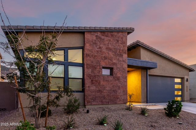 1115 E PASEO Way, Phoenix, AZ 85042