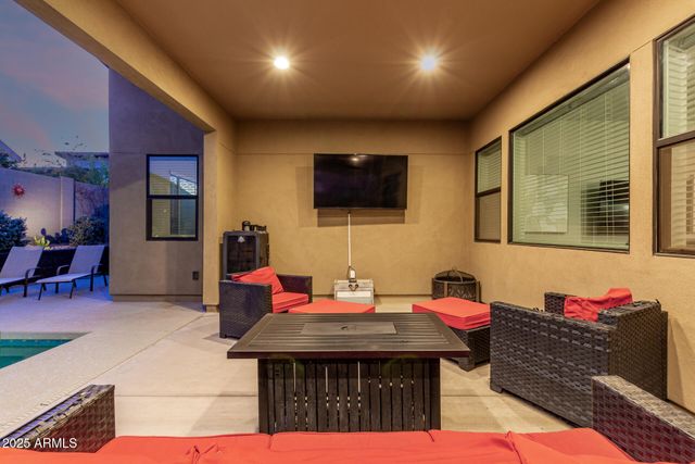 1115 E PASEO Way, Phoenix, AZ 85042