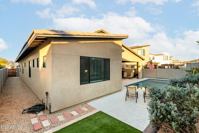 1115 E PASEO Way, Phoenix, AZ 85042