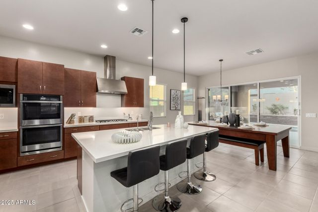 1115 E PASEO Way, Phoenix, AZ 85042