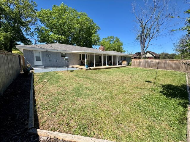 123 Cumberland Avenue, Russellville, AR 72801