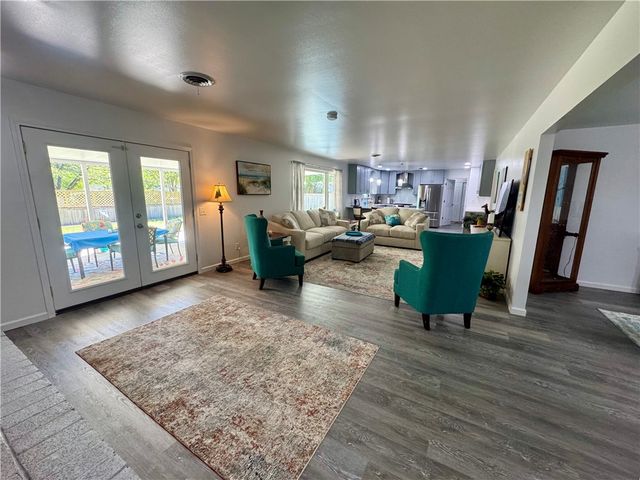 123 Cumberland Avenue, Russellville, AR 72801