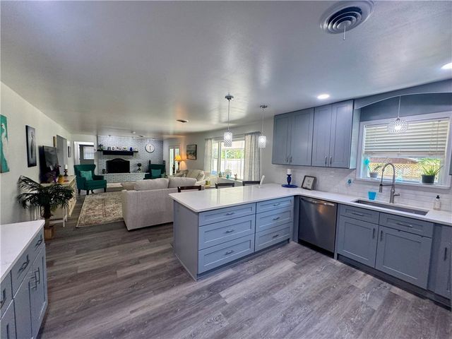 123 Cumberland Avenue, Russellville, AR 72801