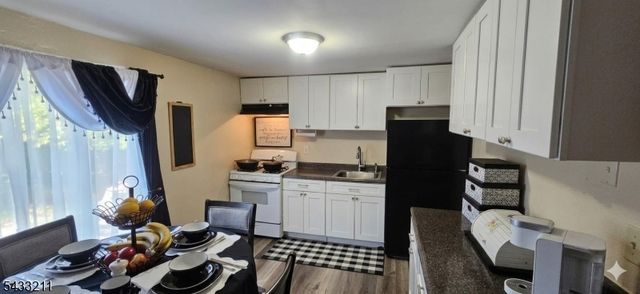 237 Smith St, Newark City, NJ 07106
