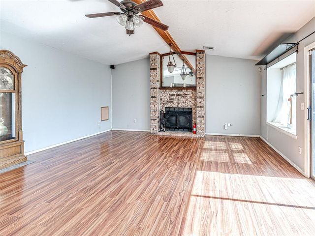 2416 Pennington Avenue, Edmond, OK 73012