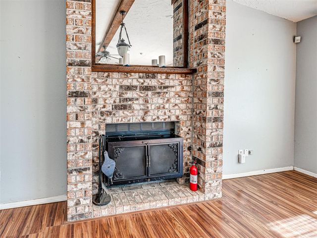 2416 Pennington Avenue, Edmond, OK 73012