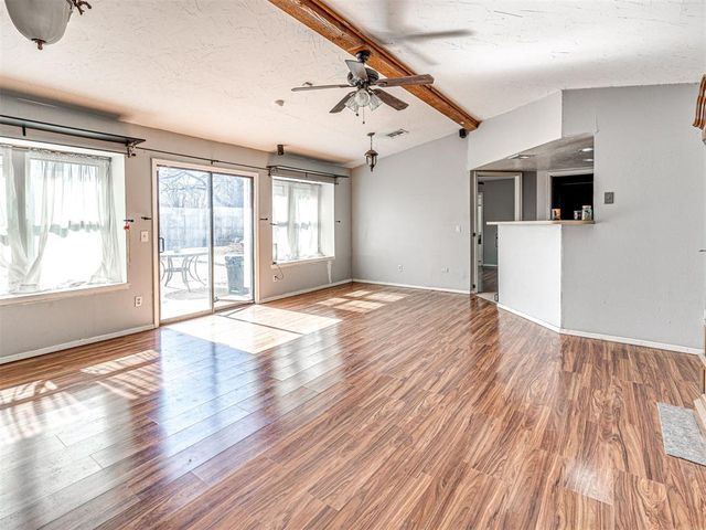 2416 Pennington Avenue, Edmond, OK 73012