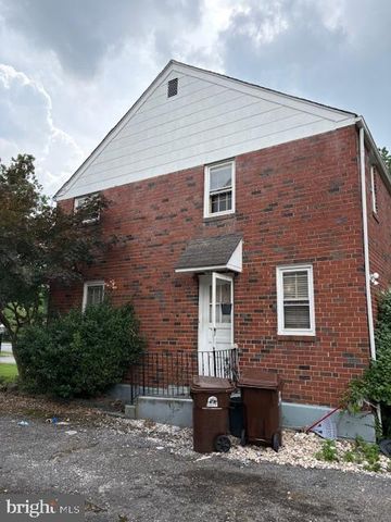 17 W GREENWOOD AVE, Lansdowne, PA 19050