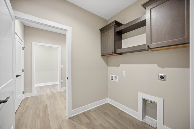 305 SW 16th Street, Ankeny, IA 50023