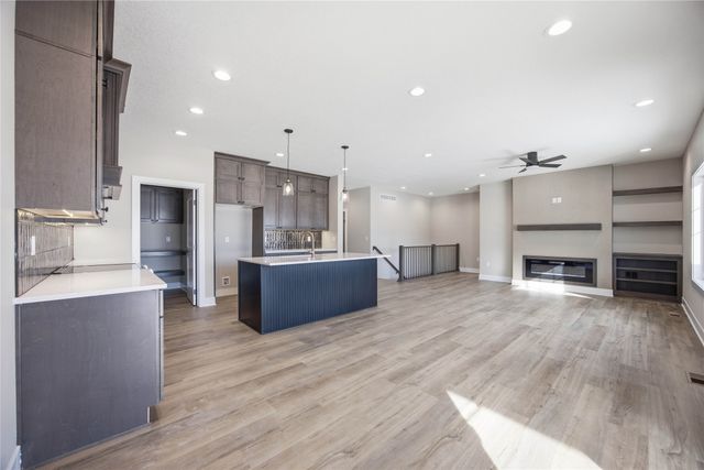 305 SW 16th Street, Ankeny, IA 50023