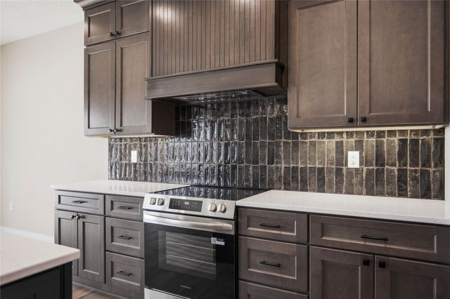 305 SW 16th Street, Ankeny, IA 50023