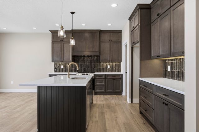 305 SW 16th Street, Ankeny, IA 50023