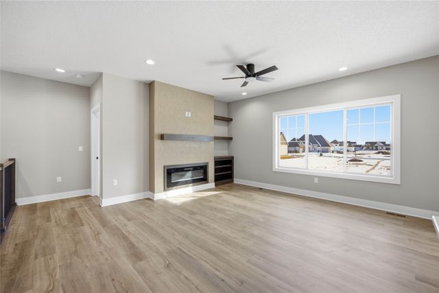 305 SW 16th Street, Ankeny, IA 50023