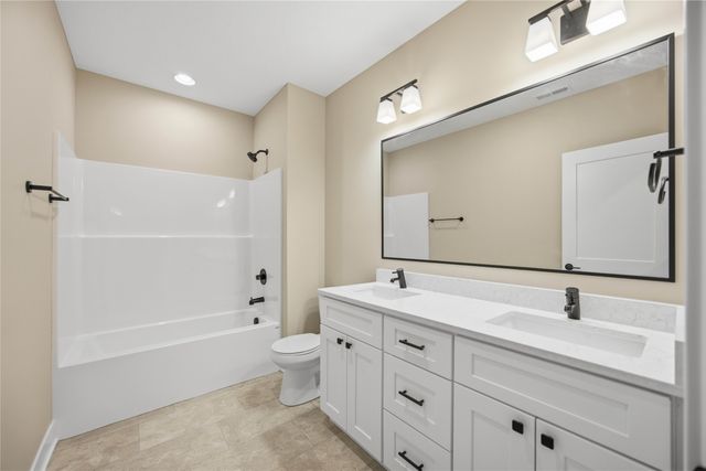 305 SW 16th Street, Ankeny, IA 50023