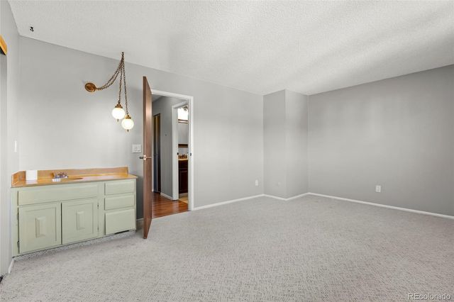 2625 S Peoria Street, Aurora, CO 80014