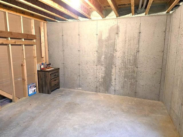 2135 Shopiere Road, Beloit, WI 53511