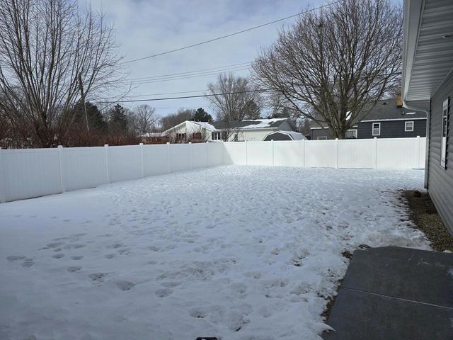 2135 Shopiere Road, Beloit, WI 53511