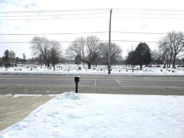 2135 Shopiere Road, Beloit, WI 53511