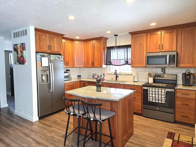 2135 Shopiere Road, Beloit, WI 53511