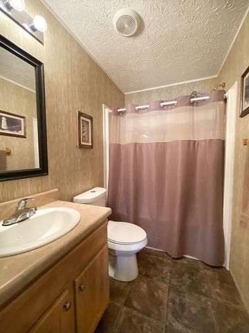 1260 Toy Denny Rd, Bradyville, TN 37026