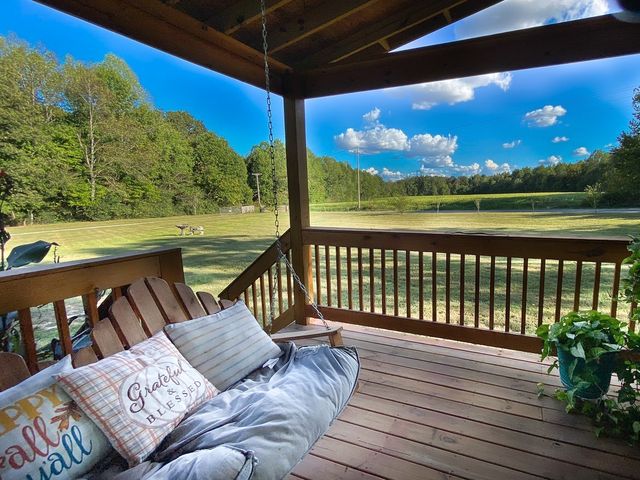 1260 Toy Denny Rd, Bradyville, TN 37026