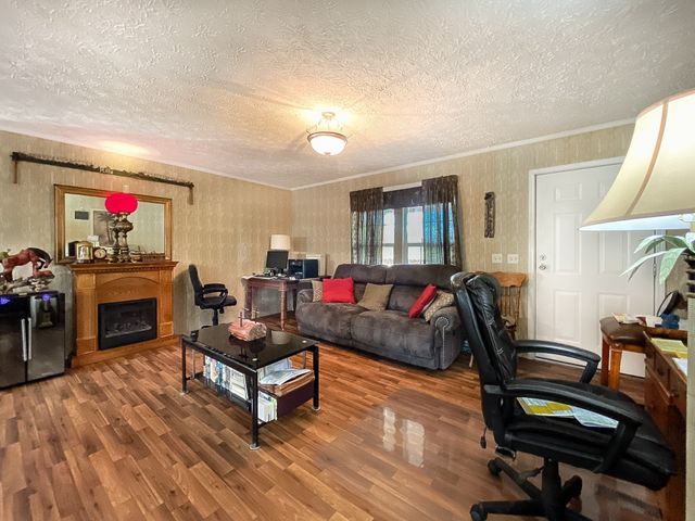 1260 Toy Denny Rd, Bradyville, TN 37026