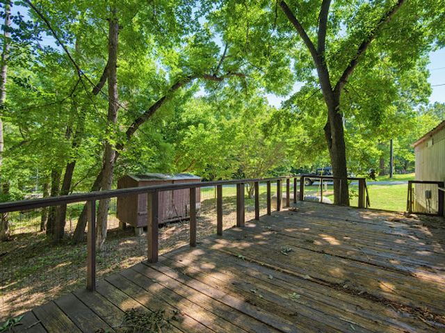 16205 Pinto Circle, Fayetteville, AR 72704