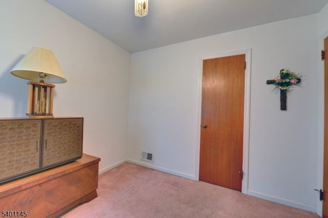 186 Sherwood Ave, Paterson City, NJ 07502