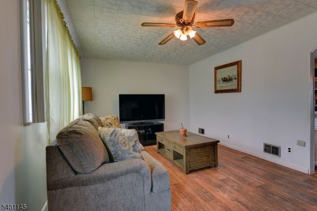 186 Sherwood Ave, Paterson City, NJ 07502