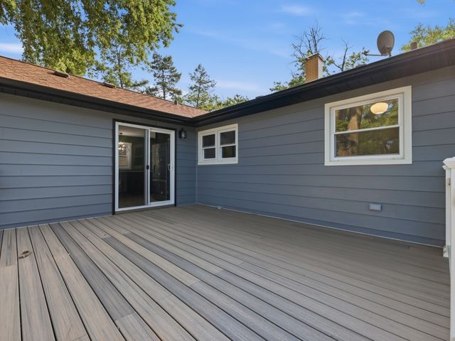 5905 Lee Avenue, Downers Grove, IL 60516