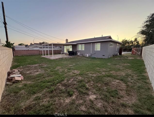 1748 S NORFOLK LN, Anaheim, CA 92802