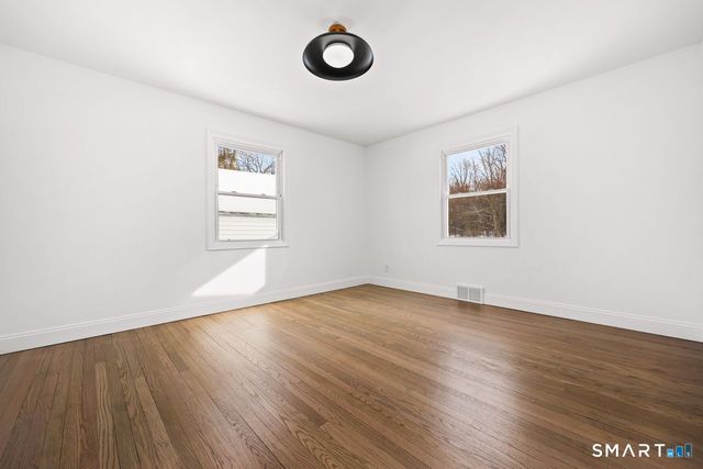 424 Waverly Road, Shelton, CT 06484