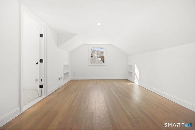 424 Waverly Road, Shelton, CT 06484