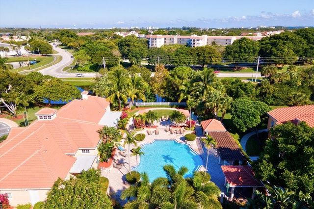 2032 Alta Meadows Ln, Delray Beach, FL 33444