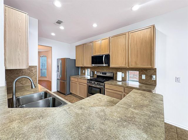 3007 Acacia Fair Lane, Fresno, TX 77545