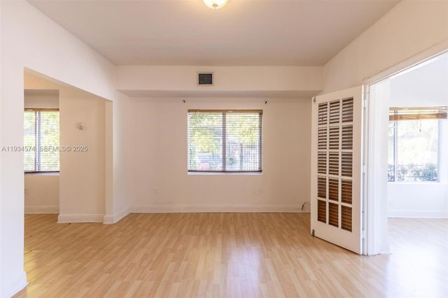 86 NE 50th Ter 7, Miami, FL 33137