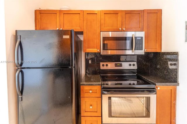 86 NE 50th Ter 7, Miami, FL 33137