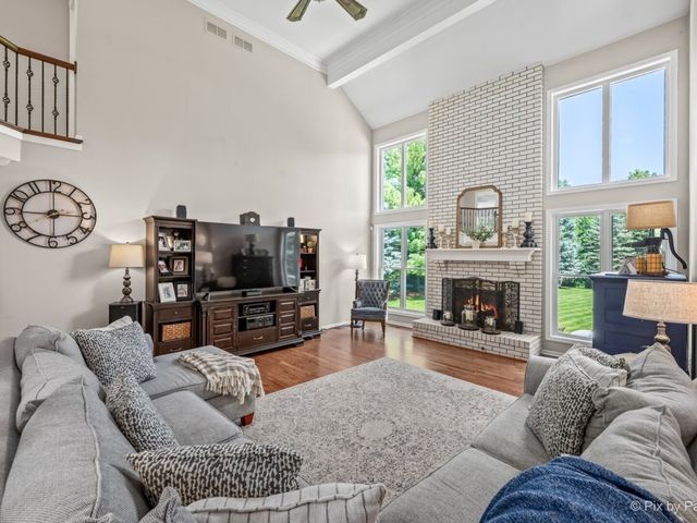 508 Twin Elms Lane, Batavia, IL 60510