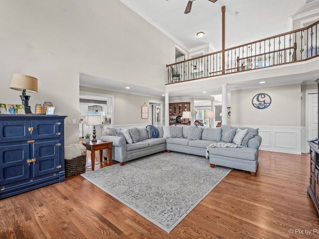 508 Twin Elms Lane, Batavia, IL 60510