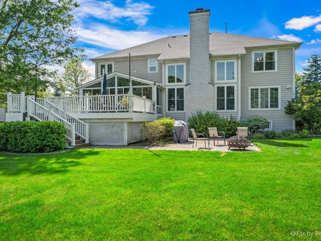 508 Twin Elms Lane, Batavia, IL 60510