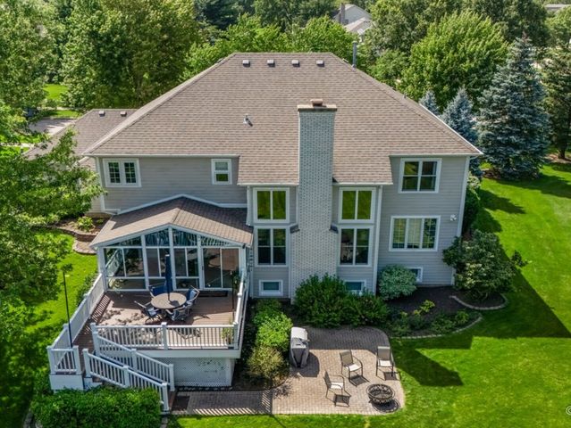 508 Twin Elms Lane, Batavia, IL 60510