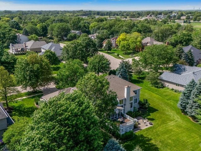 508 Twin Elms Lane, Batavia, IL 60510