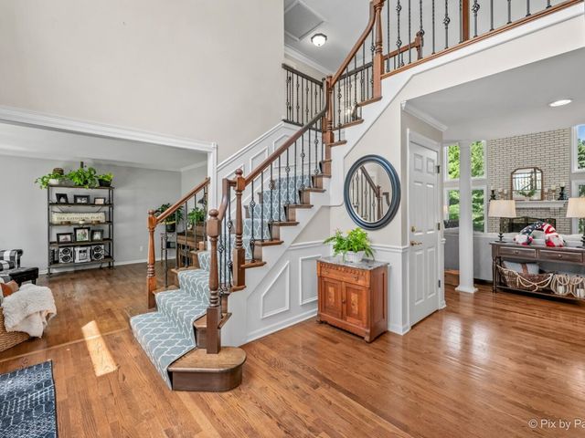 508 Twin Elms Lane, Batavia, IL 60510