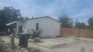 1590 W Menlo, Hemet, CA 92543
