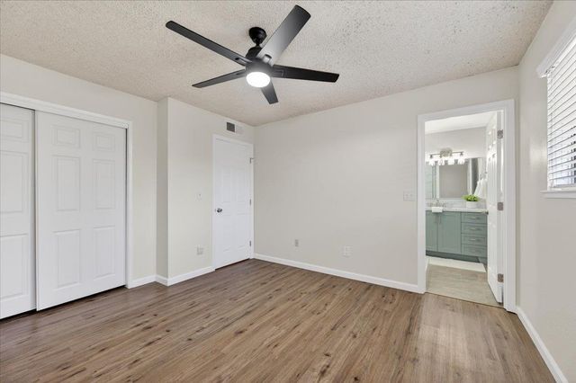 1235 W Dyer, Fresno, CA 93711