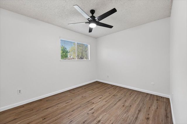 1235 W Dyer, Fresno, CA 93711