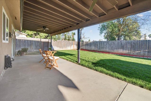 1235 W Dyer, Fresno, CA 93711