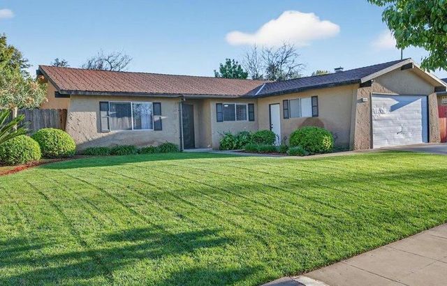 1235 W Dyer, Fresno, CA 93711