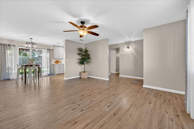 1235 W Dyer, Fresno, CA 93711